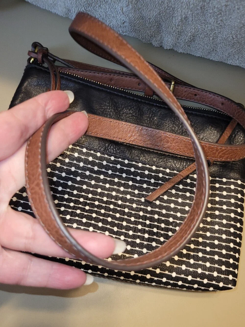 Fossil Black & White Patterned Crossbody with Brown Strap.